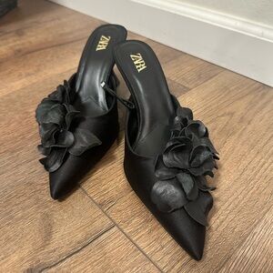 Zara Women's Black Floral Heels